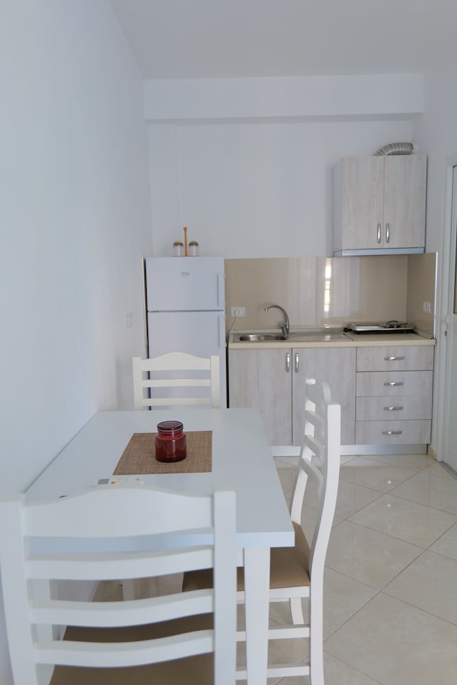 Фото Shark Hotel