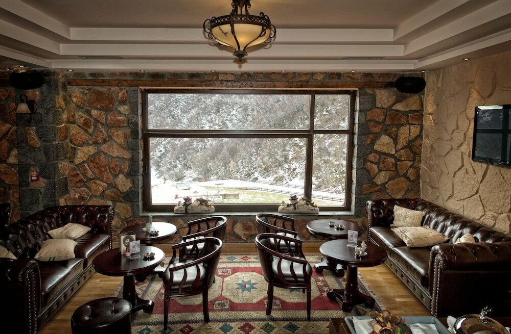 Фото Hotel Kaimak Inn