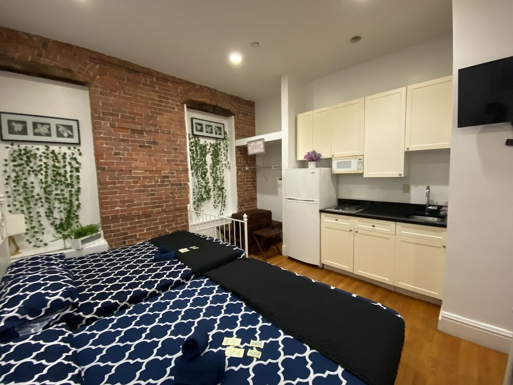 Фото 31 Street Broadway Hotel