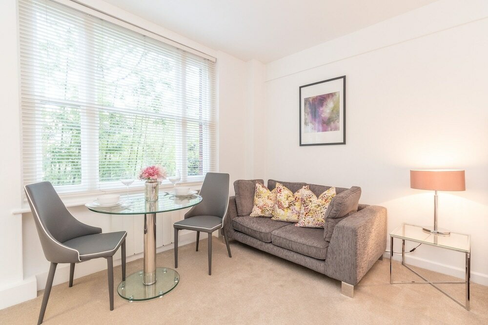 Фото Hill Street Mayfair Apartments