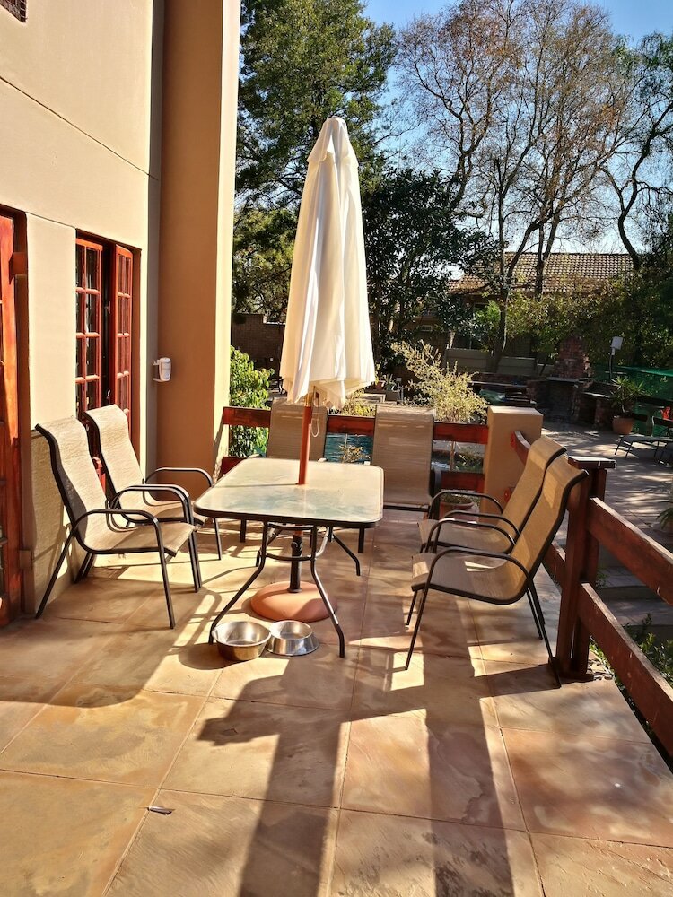 Фото Paulshof Guesthouse