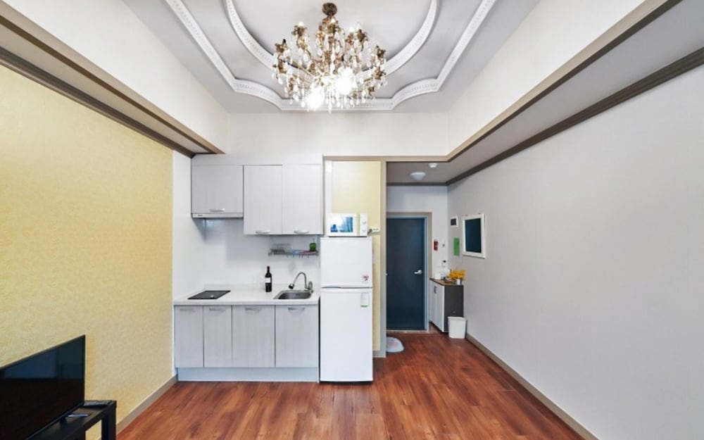 Фото Yeosu Expo Pension Hotel