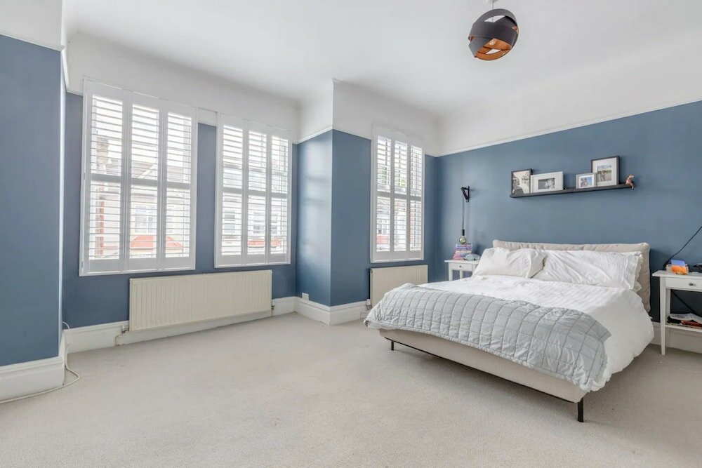 Фото Spacious 2 Bedroom Home in Lewisham