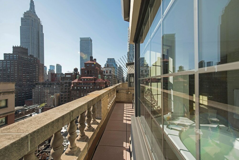 Фото 70 Park Avenue Hotel