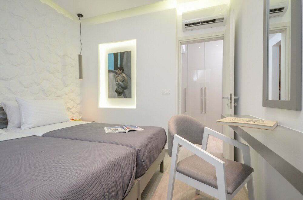 Фото Elegant Apartments