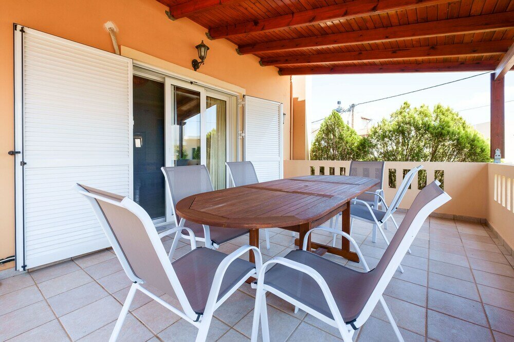 Фото Relaxing Family Home near Beaches