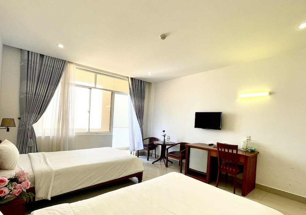 Фото My Khe 2 Da Nang Seafront Hotel