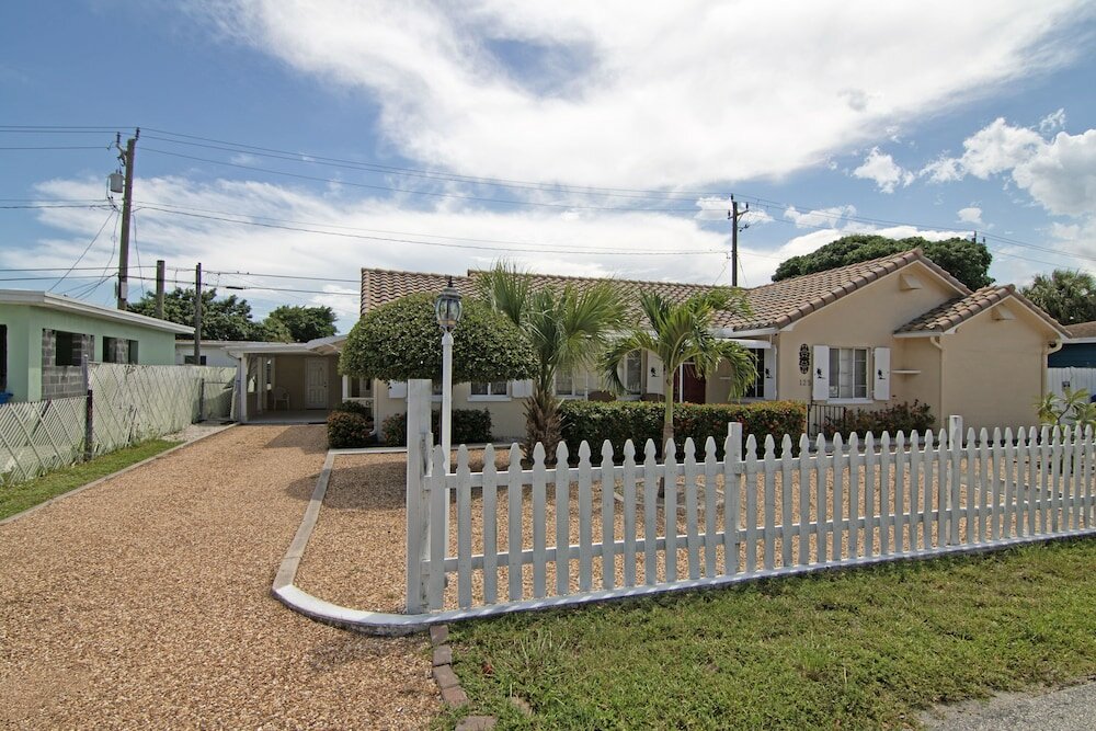 Фото Beach-anchor Palms