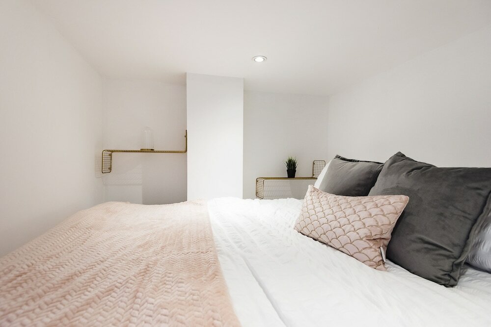 Фото Queensway 1