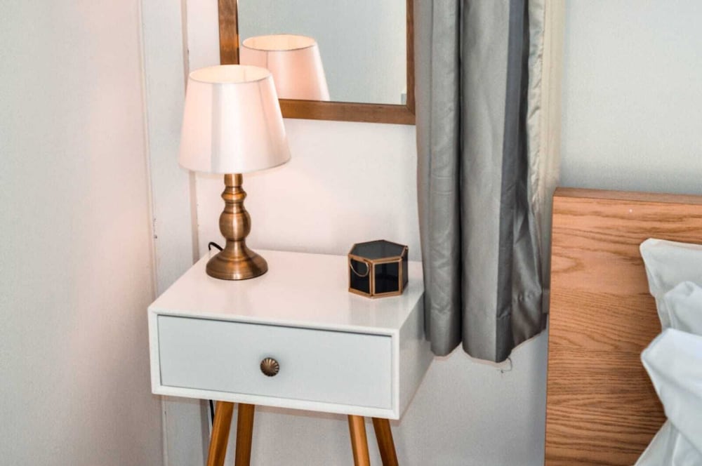 Фото The Windsor Garden Apartment