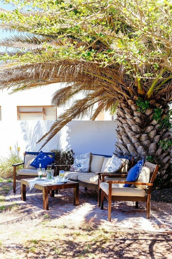 Фото Swept Away Guest House