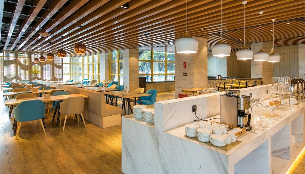 Фото Atour Hotel Hongyadong Riverside Chongqing