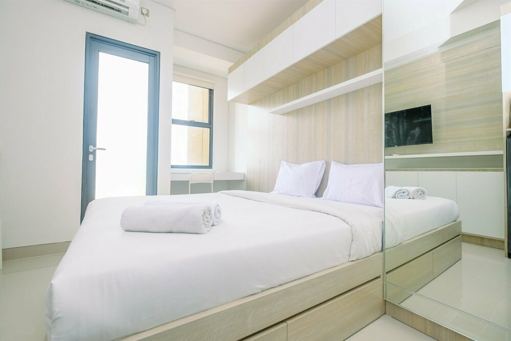 Hotel Fully Furnished With Cozy Design Studio Transpark Cibubur Apartment, Depok, photo