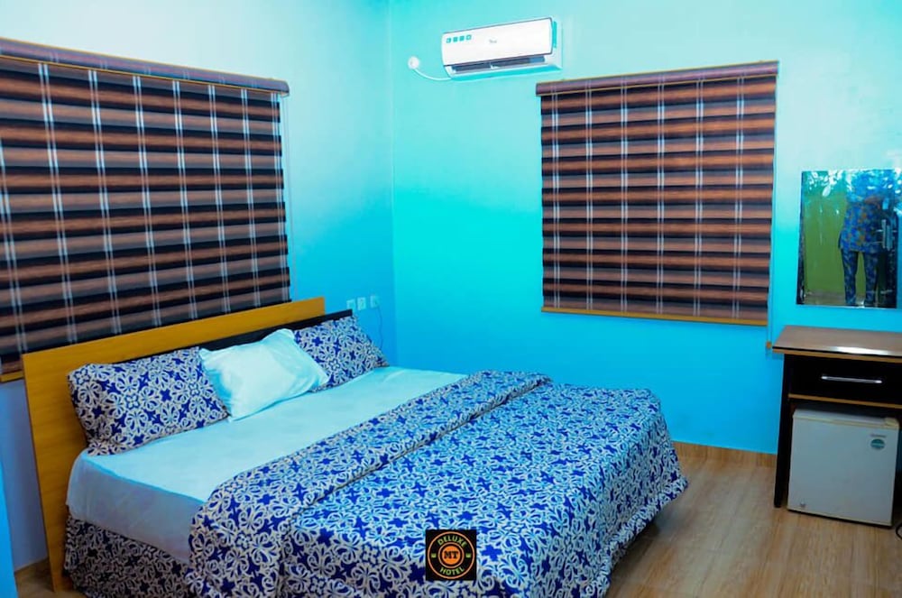 Фото Mt Deluxe Hotel Asaba