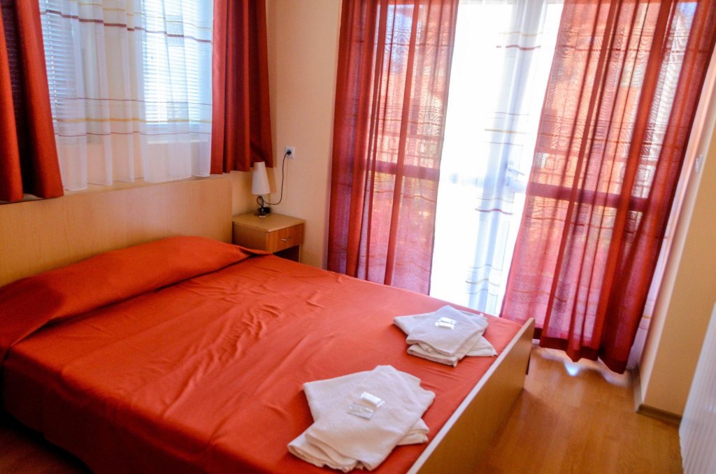 Фото Дом Младенови