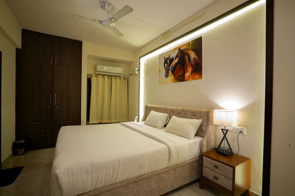 Фото White Lotus by Orbit Hotels