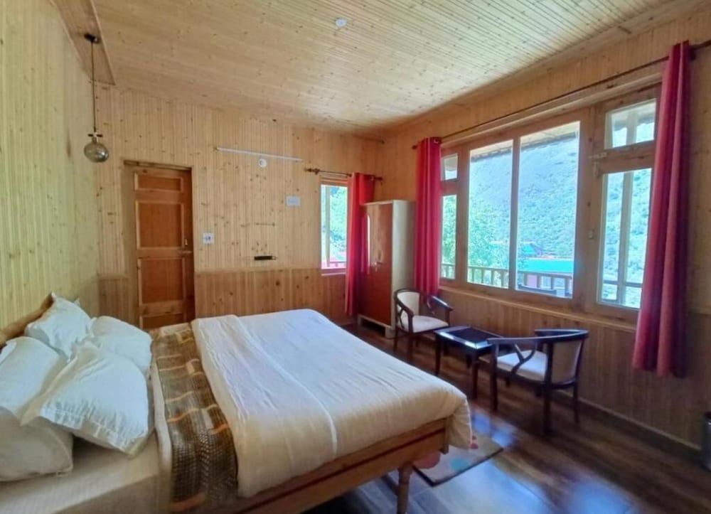 Фото Hostay Tirthan