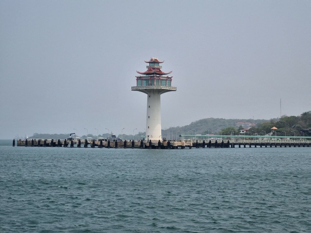 Фото Sawasdee Sichang Resort