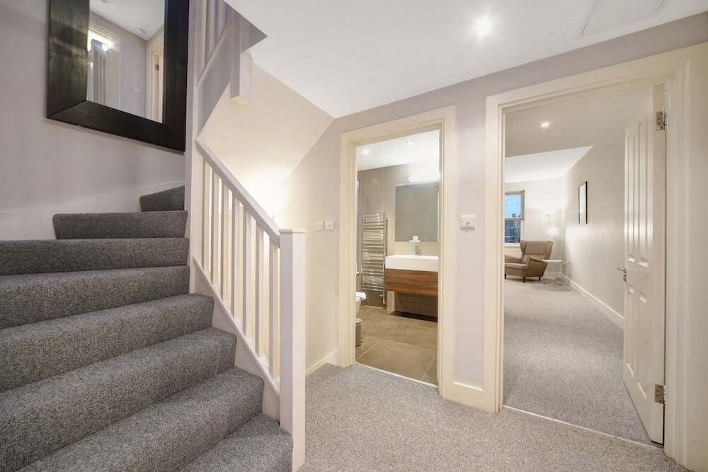 Фото Executive Apartments in Central London with WiFi