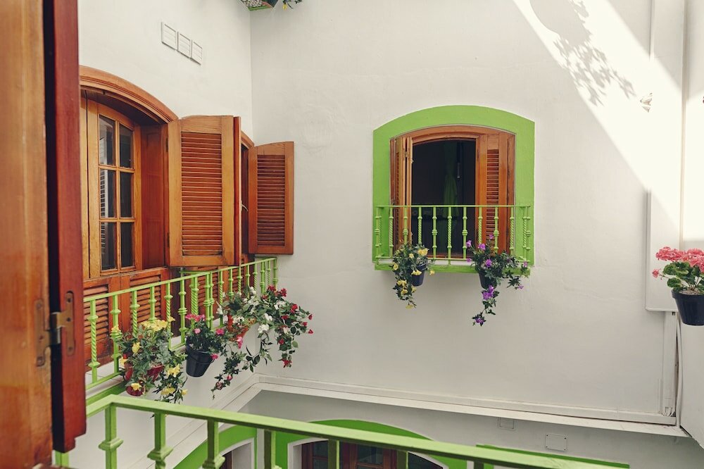 Фото Charming Nerja Hostel