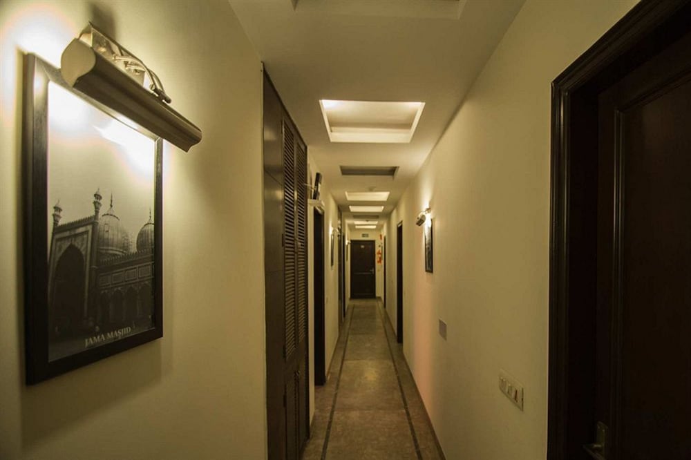 Фото Airport Hotel Delhi Aerocity Inn