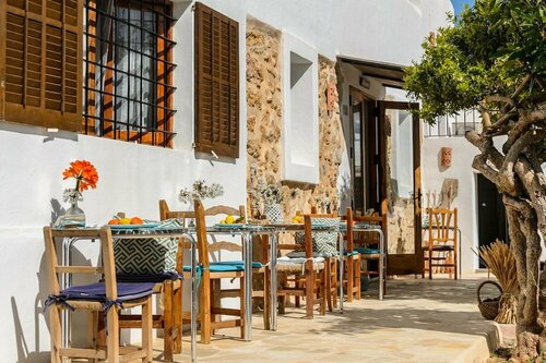 Гостиница Agroturismo Can Prats в Санта-Эулалия-дель-Рио