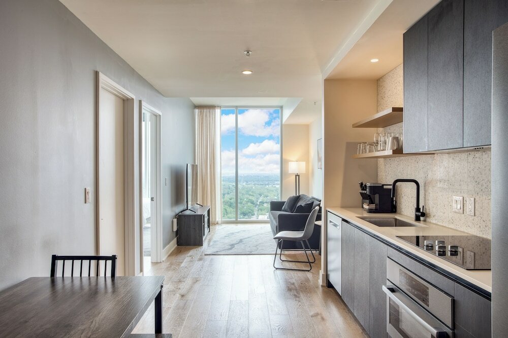 Фото City Limits by AvantStay