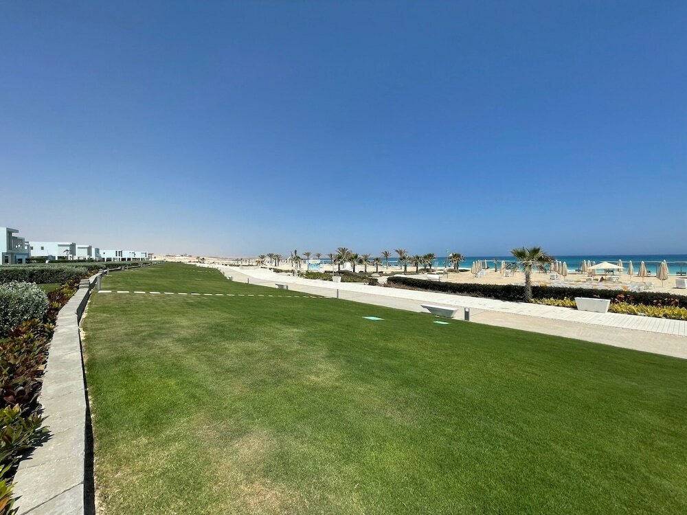 Фото Amazing 2 bedroom in fouka bay 6a102