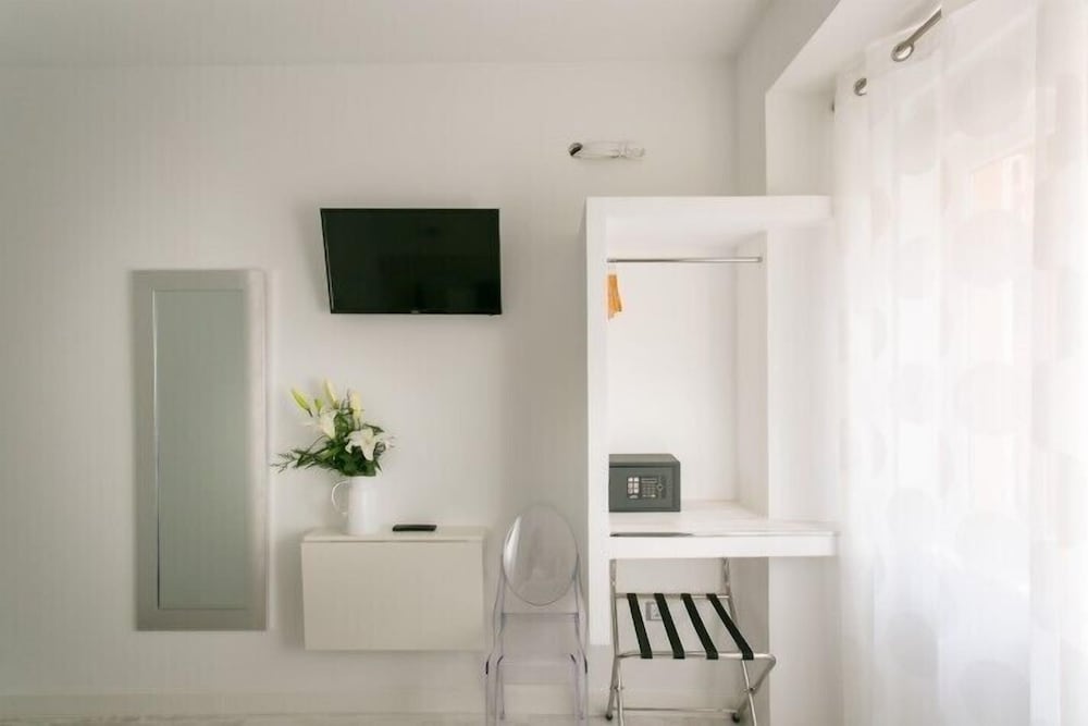 Фото Hostal Met Madrid