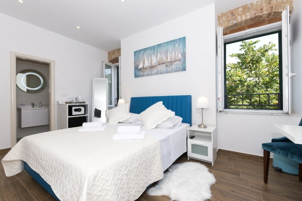 Фото Peruzovic Rooms & Apartments