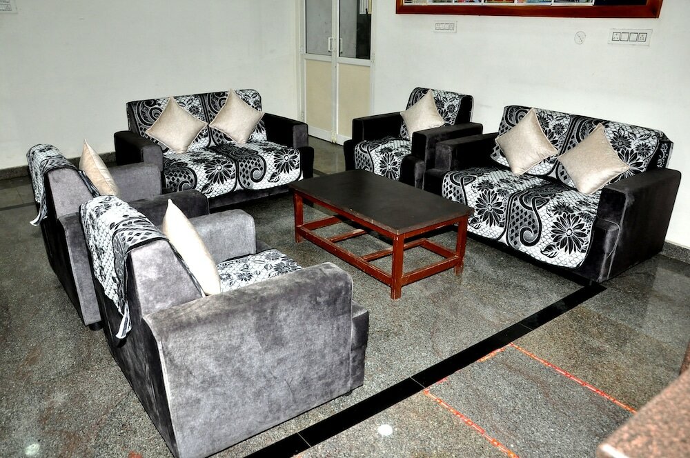 Фото Cosmopolitan Cultural Centre