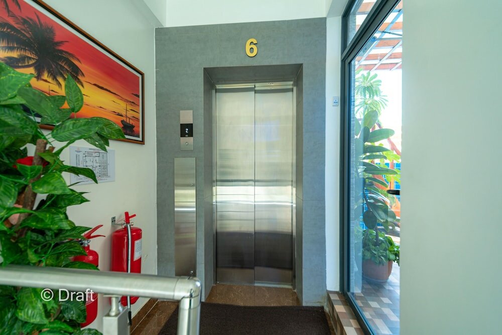 Фото Отель White Beach Holiday