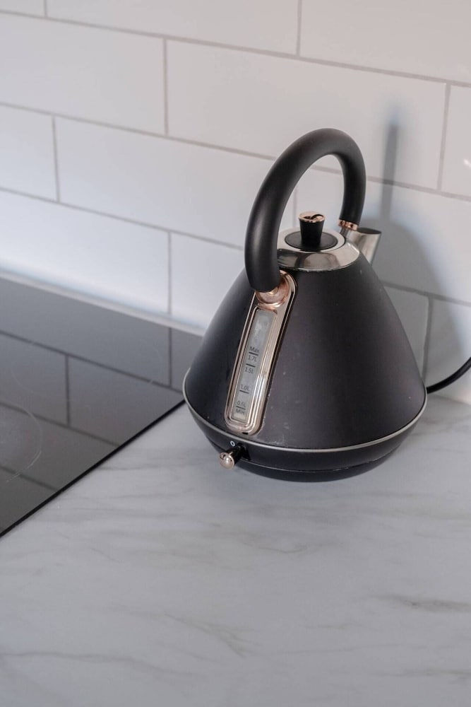 Фото Modern and Beautiful 2 Bedroom Flat - Haggerston