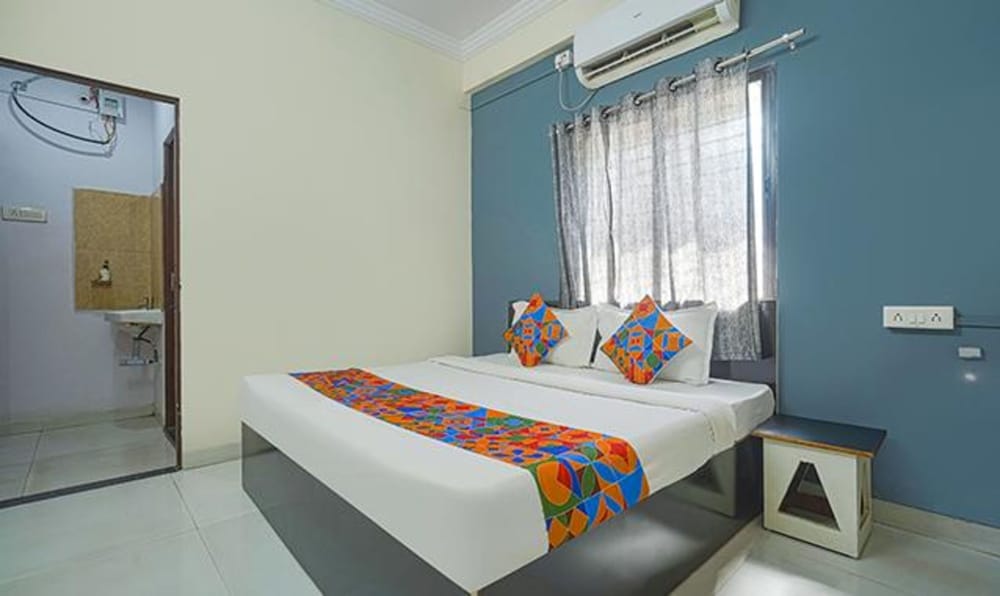 Фото Fabexpress Shraddha Inn