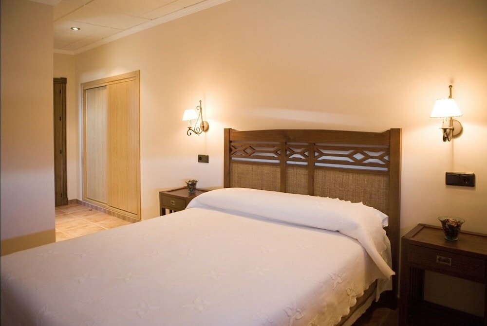 Фото Hotel Restaurante Cerrillo de San Marcos