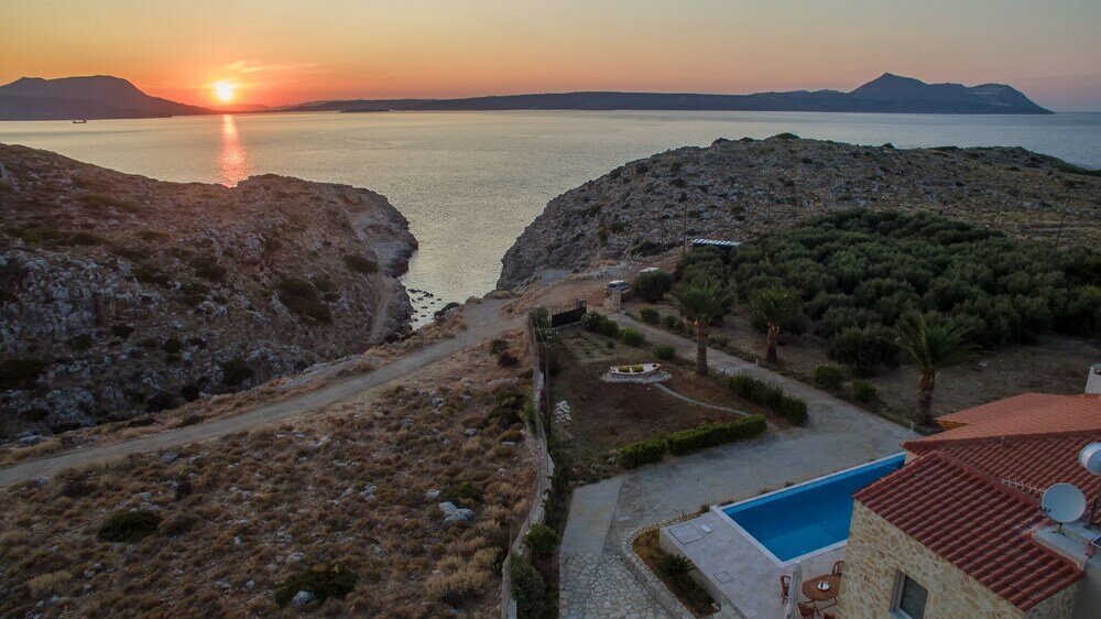 Фото Villa Koutalas - Majestic Sunsets over the Pool