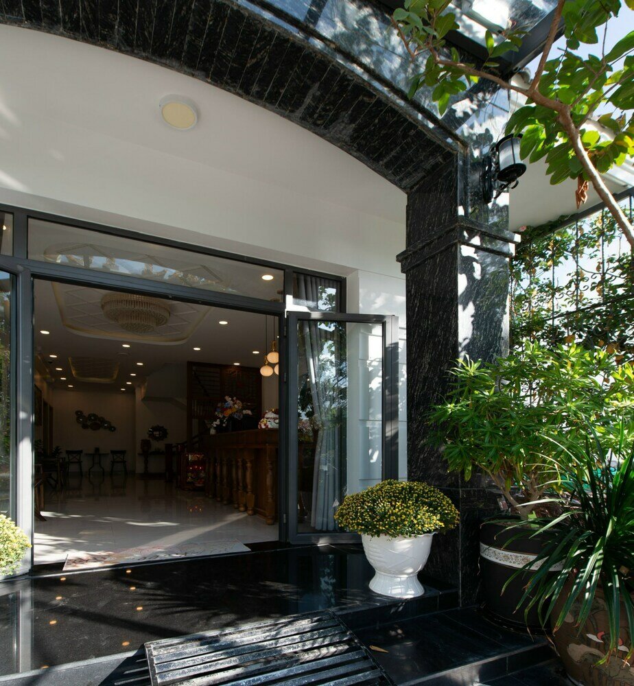 Фото West Lake Hotel