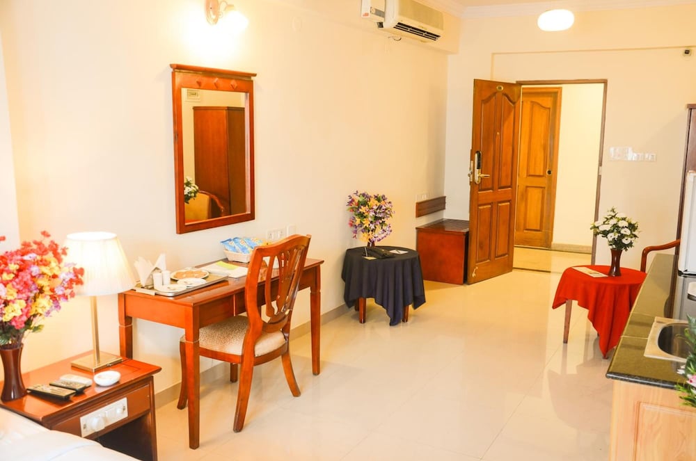 Фото Hyde Park Aparthotel