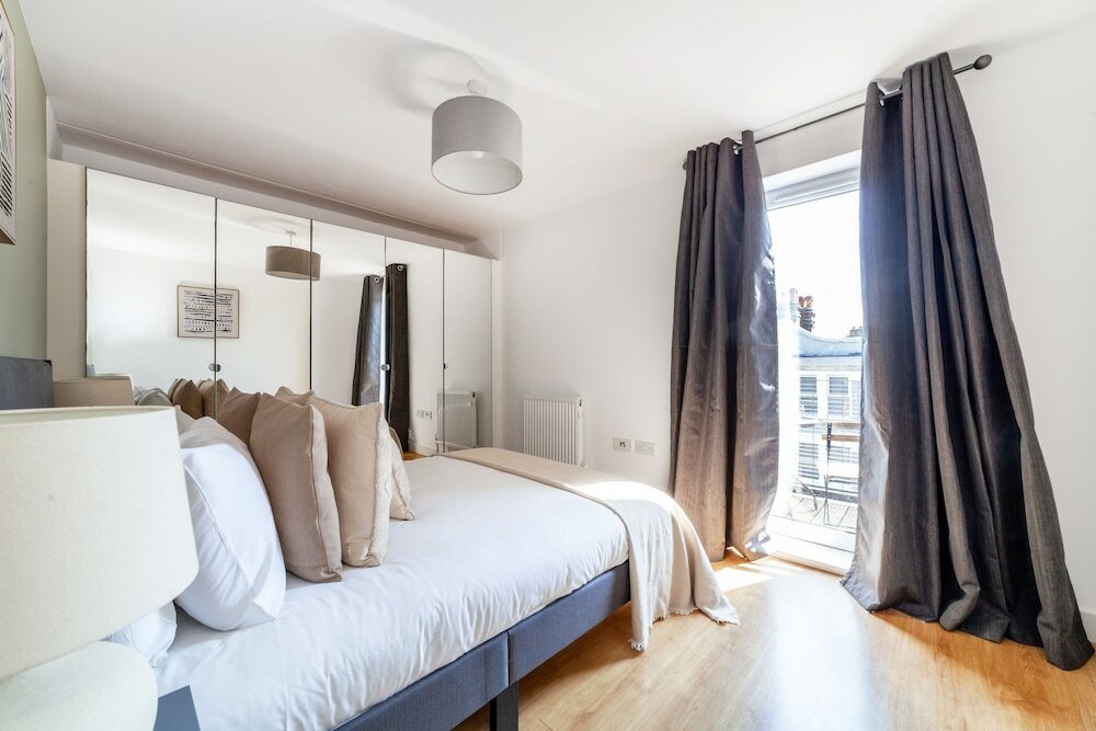 Фото The South Wimbledon Collection