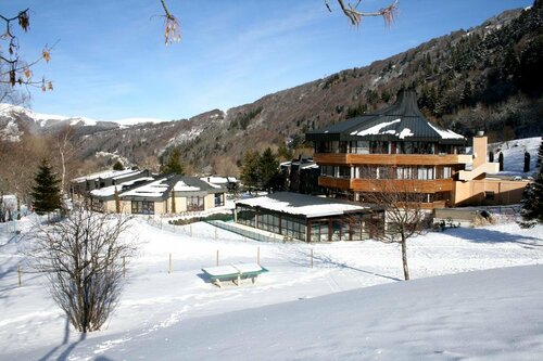 Гостиница Village Vacances La Prade Haute в Клермон-Ферране