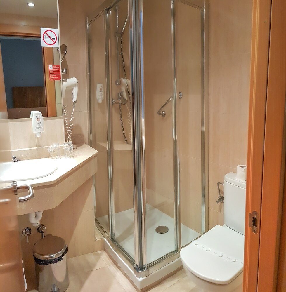 Фото Hotel Faranda Express Alisas Santander