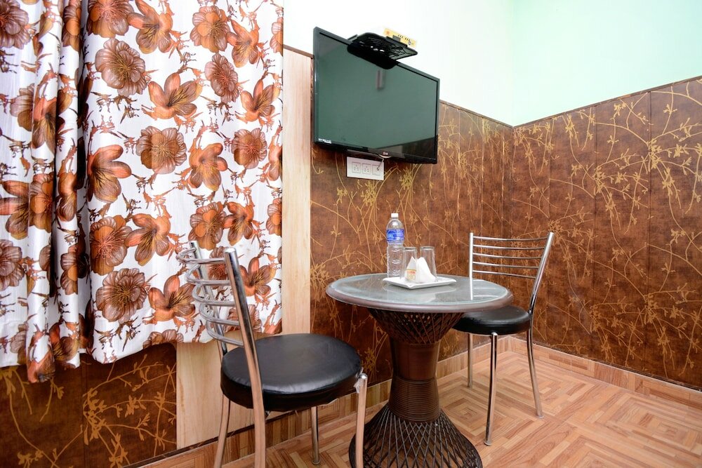 Фото Oyo 28097 Hotel Park View