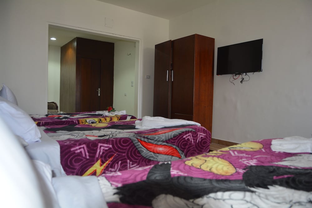 Фото Wassim Boutique