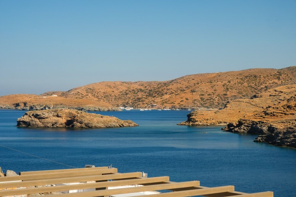 Фото Amal Kythnos Suites