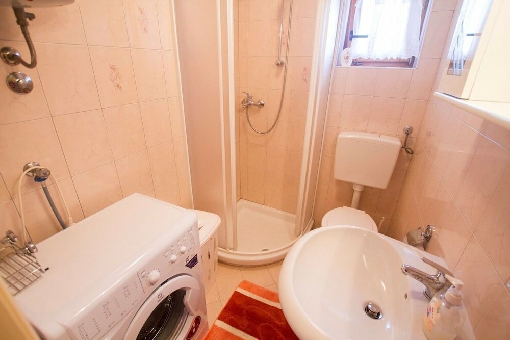 Фото Josip - Private Swimming Pool - H