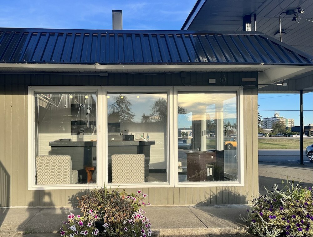 Фото Anavada Inn & Suites - Prince George