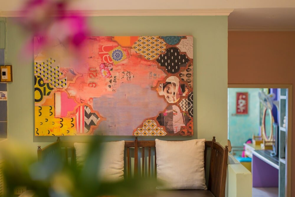 Фото Barefoot Hotel Kalim Beach Front