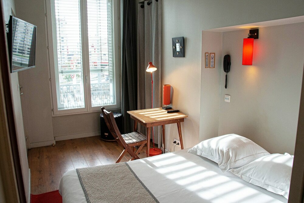 Фото Hotelo Lyon Charité