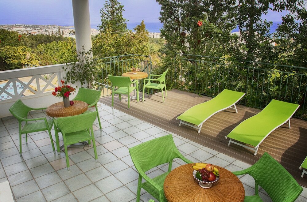 Фото Romantica Hotel Apartments