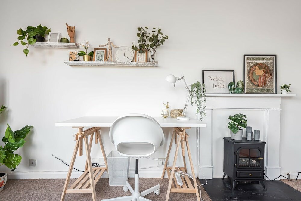 Фото 2 Bed Property in Historic Tonbridge